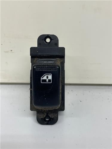 935782d000 door panel kia - 935782d000,