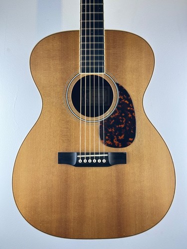 Larrivee mahogany 2006 - mahogany,