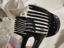 AVON Cutting Tongs Plastic
