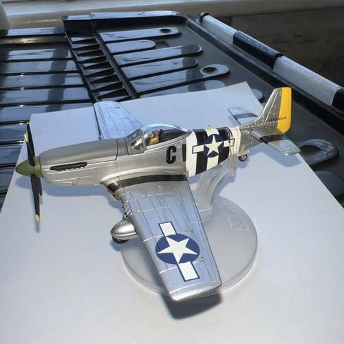 51d mustang 100 scale - p-51d,