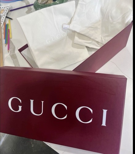 Authentic gucci shoe - authentic, box