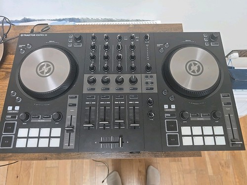 Traktor kontrol dj - traktor,