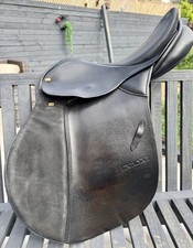 BLACK GP CTD Le courtour by