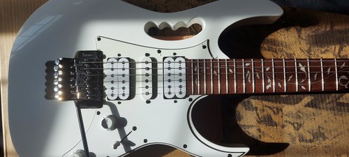Ibanez jem white - jr,