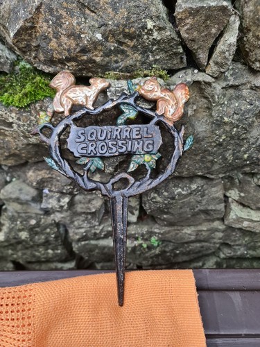 Vintage cast iron squirrels - vintage,