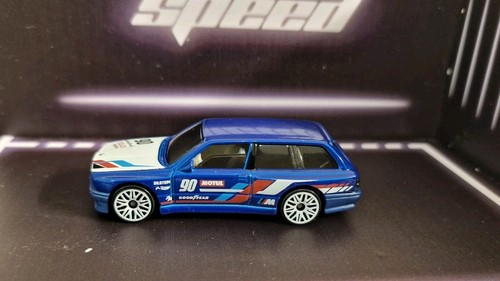 Hot wheels bmw wagon - hot,