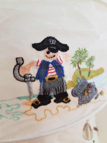 Vintage machine embroidered - vintage,
