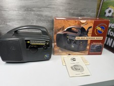 Baygen Freeplay FPR2 Windup Portable Radio boxed  FM/AM Black (Opened)