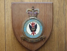 VINTAGE WALL PLAQUE ROYAL AIR