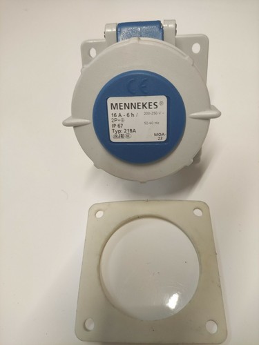Amp socket ip67 - socket,