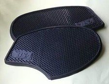 BSA B25 B44 A65 Rubber Tank Knee Grips 82-9722/23