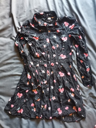Divided floral pattern - divided,