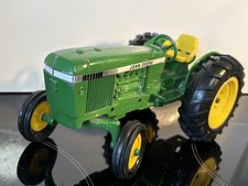 Vintage 1/16 John Deere 2030
