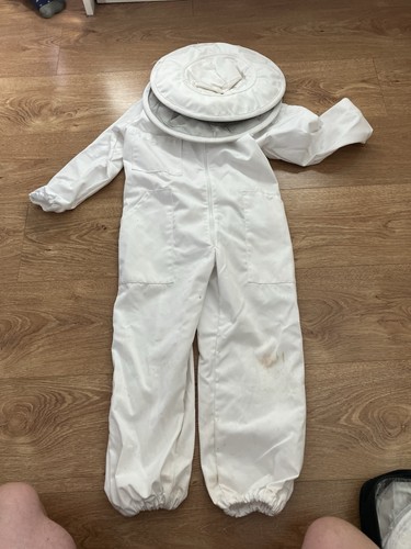 Children kids beekeeping - children’s,