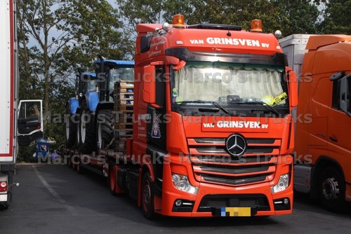 Truck photo mercedes benz - truck,