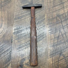 Vintage 6 oz Tack Hammer –