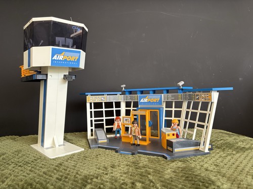 Playmobil city action airport - playmobil,