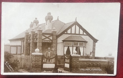 Rare card lilly - card, bank