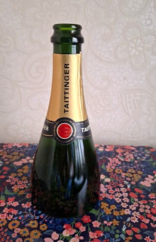 Taittinger champagne wine - taittinger, champagne/wine