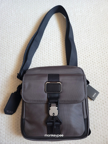 Nwt tumi alpha - nwt, junior