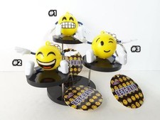ONE - Cute Emoji Emoticon