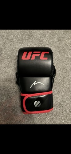 Conor mcgregor signed ufc - mcgregor,