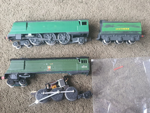 Gauge locos 35018 battle - gauge,