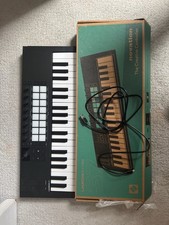 Novation Launchkey 37 Mini [MK4] USB MIDI Keyboard Controller 