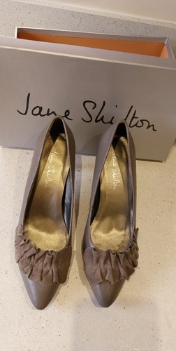Bnib jane shilton court - court, shoes