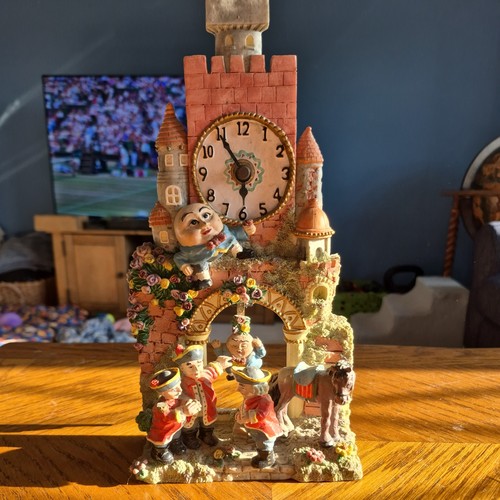 Humpty dumpty clock stunning - dumpty, clock,