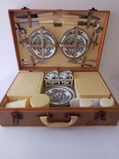 Vintage Picnic Case Brexton 1950’s Set