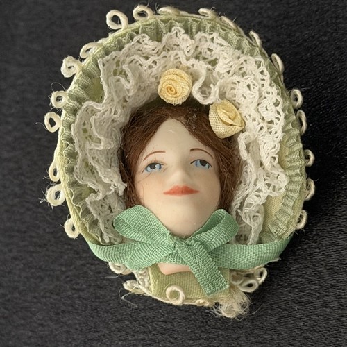 Vintage carved victorian - carved,