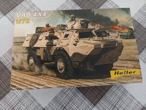 Heller 225 72 vab 4x4 - |,