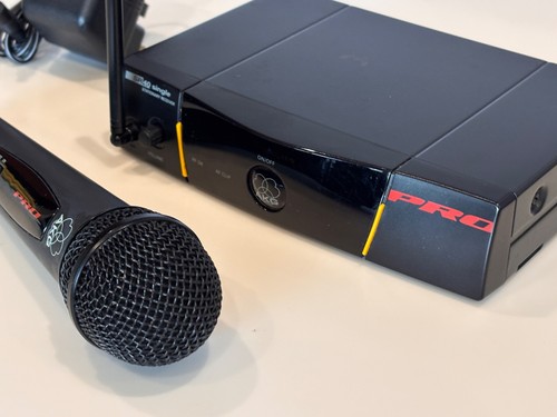 Wireless microphone receiver - &,