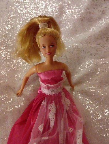 Mattel vintage 1995 blonde - vintage,