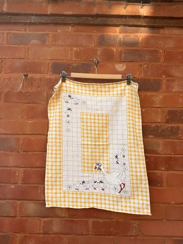 Vintage retro yellow white - retro,