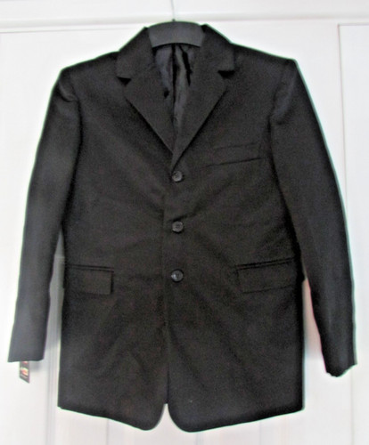 Age boys black suit - 8-9, lined