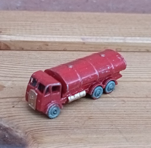 Matchbox series 11b erf - no.11b,