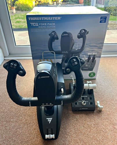 Thrustmaster tca yoke pack - yoke,