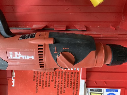 Hilti te2 wired rotary hammer - wired,