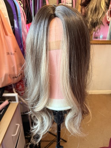 Long wavy synthetic ombré wig - synthetic,