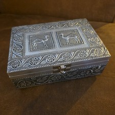 Rare Camel Jewellery Trinket Storage Box Embossed Silver Aluminium Hinged Lid