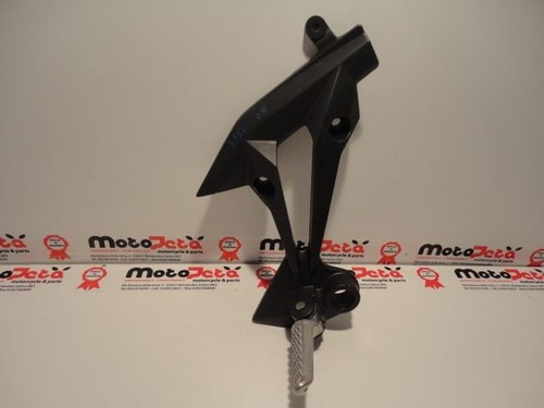 Rear right footpeg kawasaki - rear,