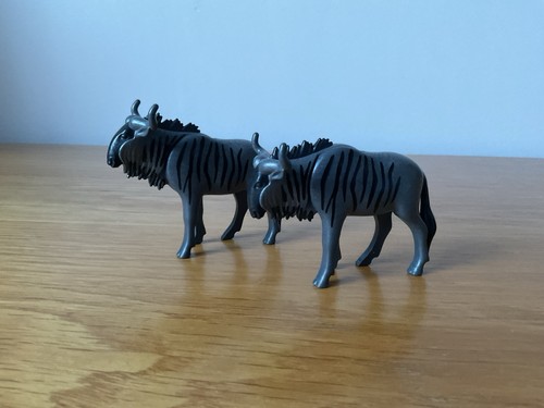 Playmobil wildebeasts animals - playmobil,