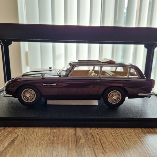 Cult models cml028 - 1/18, cml028-3
