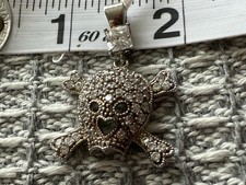 Skull and bones - Pendant [