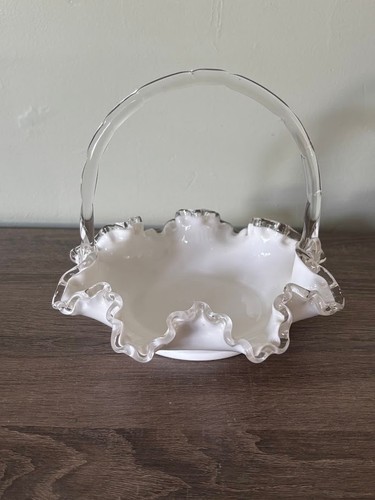 Vtg fenton silver crest - vtg, white