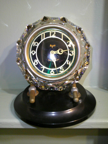 Vtg majak crystal clock - majak,