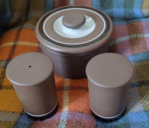 Hornsea contrast butter dish - hornsea,