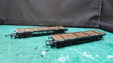 Dapol bogie bolster wagons x 2